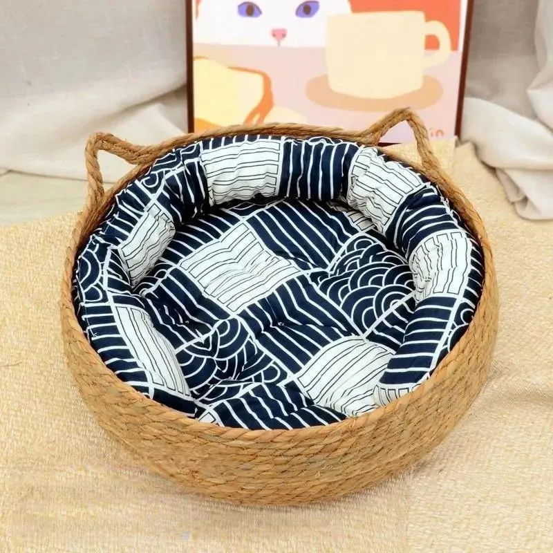 Handwoven Rattan Cat Bed – Cozy Scratch-Resistant Nest with Detachable, Washable Warmth Pad for Winter Comfort